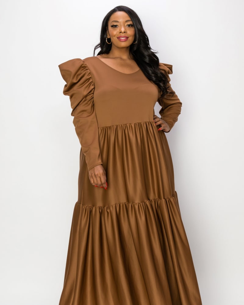 Front of a model wearing a size 22|24 Alice Tiered Maxi Dress in Tobacco by L I V D. | dia_product_style_image_id:258026
